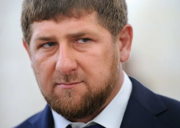 Кадыров в разговоре с Путиным назвал провокациями заявления СМИ об убийствах геев в Чечне