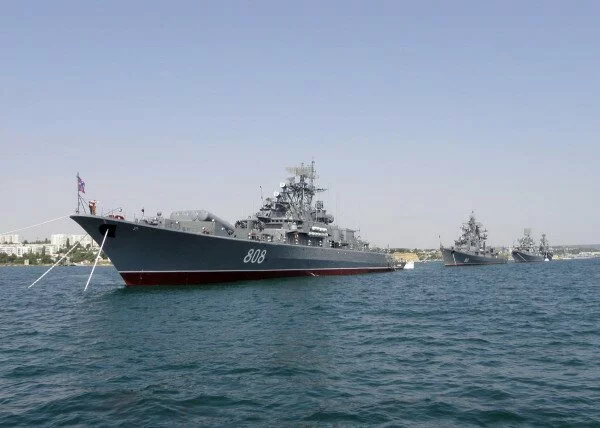 Корабль Черноморского флота получил пробоину