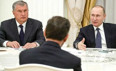Кремль: Путин встретился с главой «Роснефти»