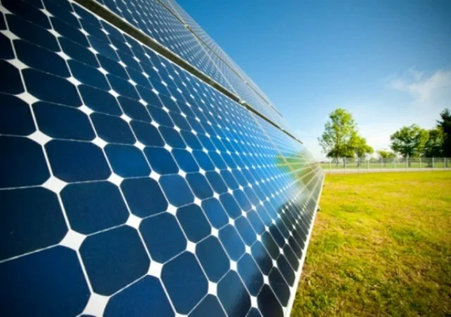 На территории ЧАЭС начали постройку солнечной электростанции