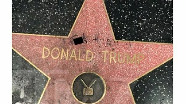 На голливудской Аллее славы осквернили звезду Трампа?