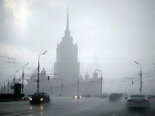 Погода в Москве до конца недели – синоптики озвучили «мокрый» прогноз