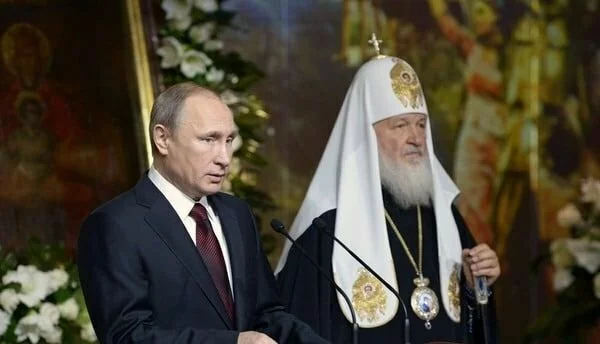 Путин поздравил всех православных христиан с Пасхой