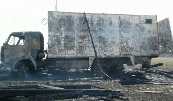Пятилетний ребенок устроил возгорание грузовика своего отца в Иркутской области
