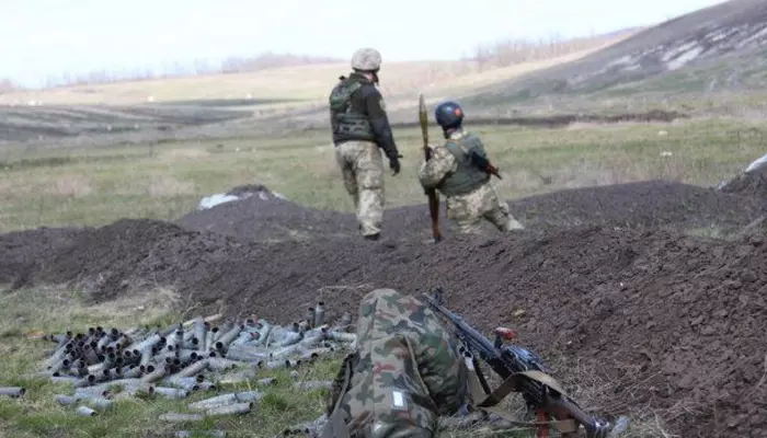 Ситуация на фронте накалилась: 47 обстрелов, двое погибших украинских военных