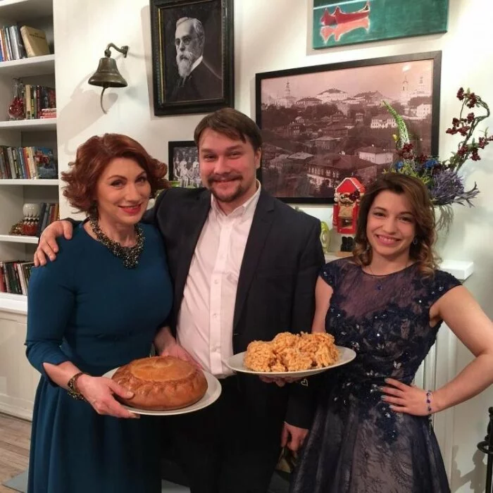Роза Сябитова поделилась новым семейным фото в Instagram