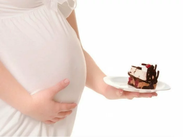 Ученые: Сладкое во время беременности может вызвать у ребенка диабет