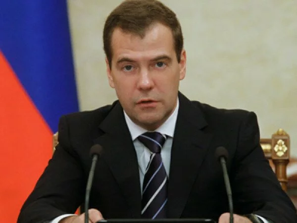 Transparency обратились к Путину с подозрениями в конфликте интересов Медведева