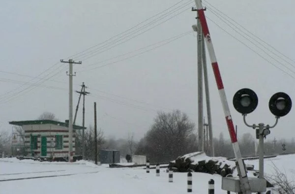 В Иркутской области на железнодорожном переезде погибли двое подростков