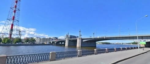 В ночь на 19 апреля в Петербурге разведут Кантемировский мост