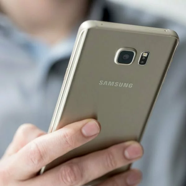 В США продают Samsung Galaxy J3 Prime на Android 7.0 Nougat за $150
