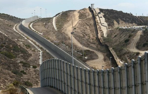 В США уверены в получении денег от Мексики за строительство стены на границе