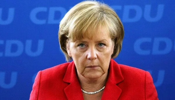 Ангела Меркель намерена продолжать переговоры нормандского формата