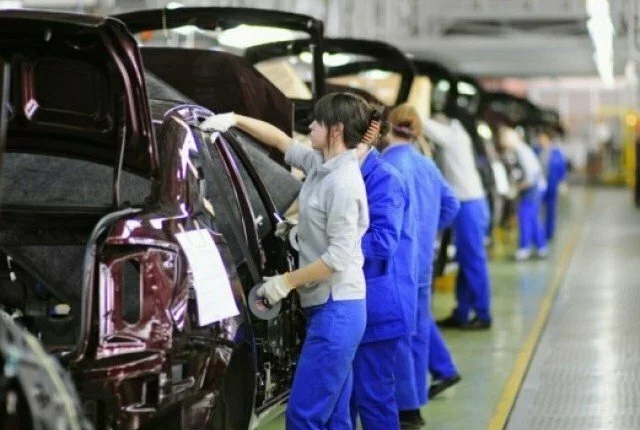«АвтоВАЗ» возобновил производство автомобилей после майских каникул