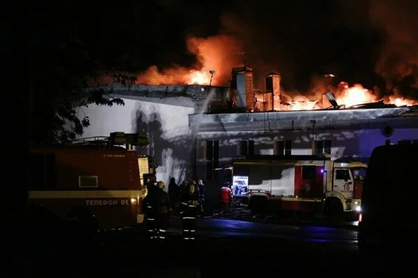 Масштабный пожар на складе в Подмосковье ликвидирован спасателями МЧС