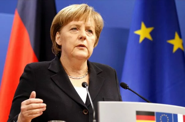 Меркель: ЕС должен взять собственную судьбу в свои руки