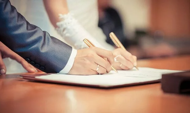 Правительство упростит порядок подачи заявлений о регистрации брака