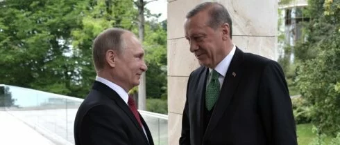 Путин обсудил с Эрдоганом по телефону вопросы двусторонних отношений