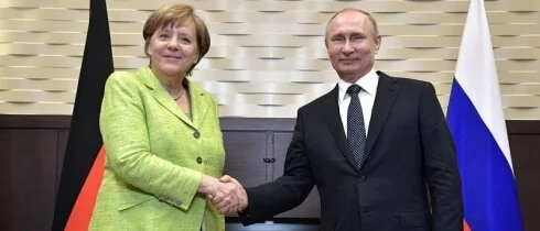 Путин встретился с Меркель в Сочи
