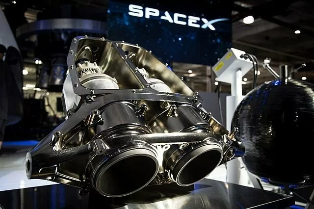 SpaceX отправит на Марс два корабля Red Dragon