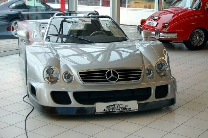 Суперкар Mercedes-Benz CLK GTR будет продан за 2,45 млн евро