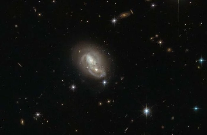 Телескоп Hubble показал необычное поведение галактик?