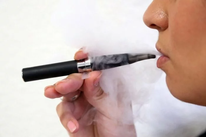 Ученые: Электронные сигареты вызывают рак мочевого пузыря