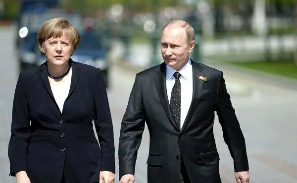 В Сочи стартовали переговоры Путина и Меркель