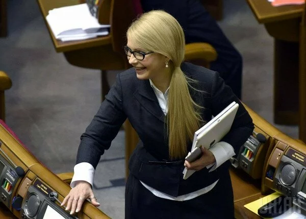 Юлия Тимошенко назвала Порошенко грязным негодяем