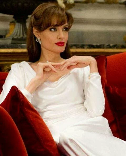 Анджелина Джоли заметно похорошела после развода с Брэдом Питтом