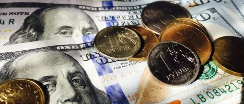 ЦБ установил курсы доллара и евро на сегодня, 22 июня: доллар ближайшие дни проведет в диапазоне 59-60,5 рубля