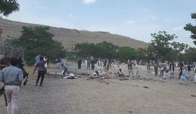 Драма в Кабуле: взрыв на похоронах убил около 20 человек, появились фото и видео