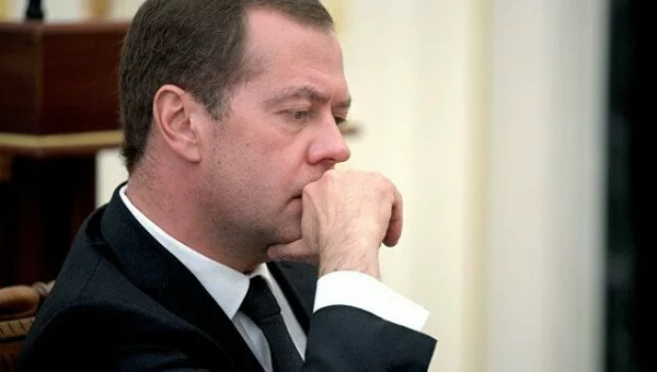 Медведев: Дефицит бюджета в РФ в 2018 году составит лишь 1,5 триллиона рублей