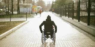 На челябинское кафе заведено дело за обслуживание инвалида-колясночника на улице