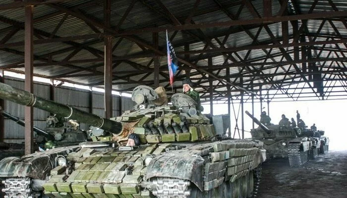 Наблюдатели ОБСЕ обнаружили спрятанные боевиками «ДНР» танки