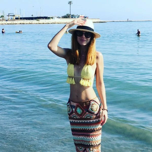 Наталья Подольская похвасталась фигурой на отдыхе в Испании
