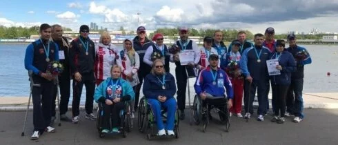 Петербургские гребцы с инвалидностью взяли 4 медали на турнире в Москве