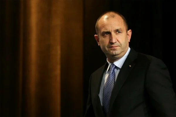 Президент Болгарии поддерживает отмену антироссийских санкций