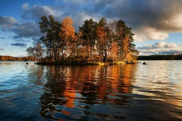 СМИ сообщили новые подробности о ходе поисковой операции на Ладожском озере