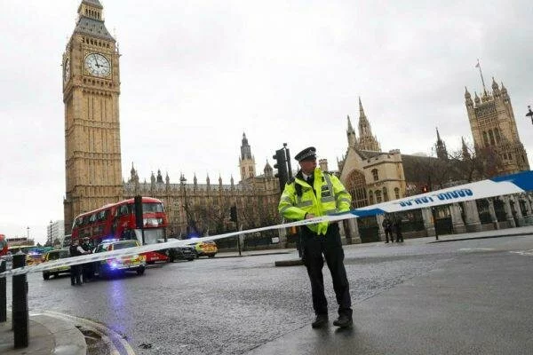 Теракт в Лондоне: последние подробности, реакция горожан и случайных свидетелей