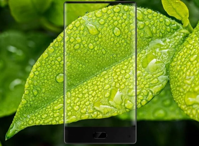 Безрамочный смартфон Maze Alpha по объемам продаж может превзойти Samsung Galaxy S8