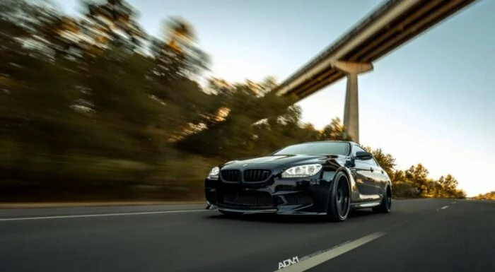 BMW опубликовала фото «заряженной» M6 Gran Coupe