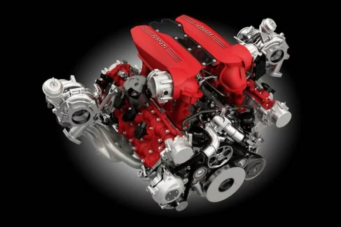 Лучшим двигателем 2017 года назвали мотор Ferrari?