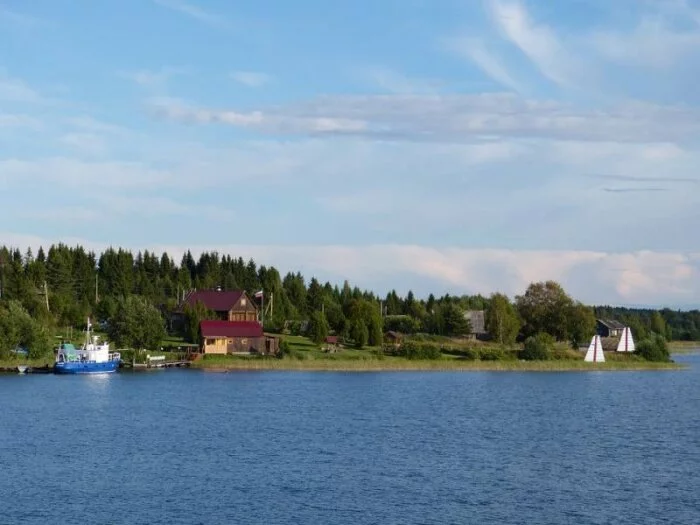 На ток-шоу «Пусть говорят» обсудили трагедию на Ладожском озере