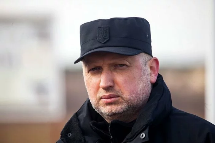 Турчинов назвал условия окончания войны в Донбассе