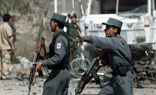 В Афганистане на кладбище прогремел взрыв, погибли 12 человек