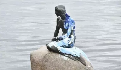 В Копенгагене памятник Русалочке снова стал объектом издевательств вандалов