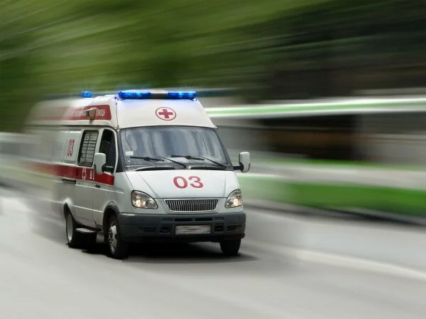 В Москве таксист сбил на переходе двух девочек