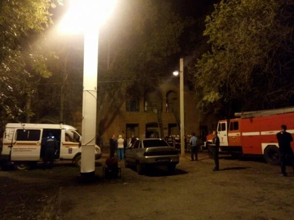 В Волгограде из обрушившегося дома эвакуированы 44 человека