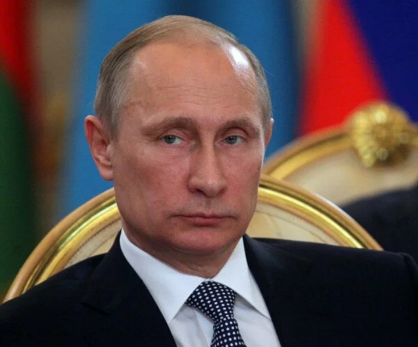 Владимир Путин соболезнует президенту Пакистана в связи со страшным пожаром